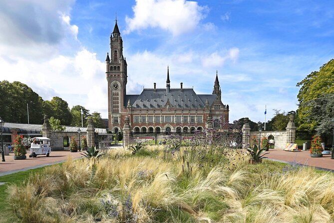 The Hague Private Walking Tour With A Professional Guide