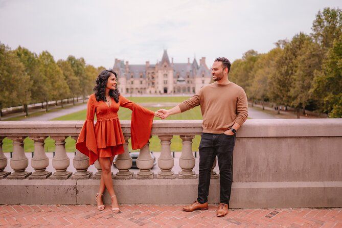 Private Vacation Photoshoot with Photographer in Asheville