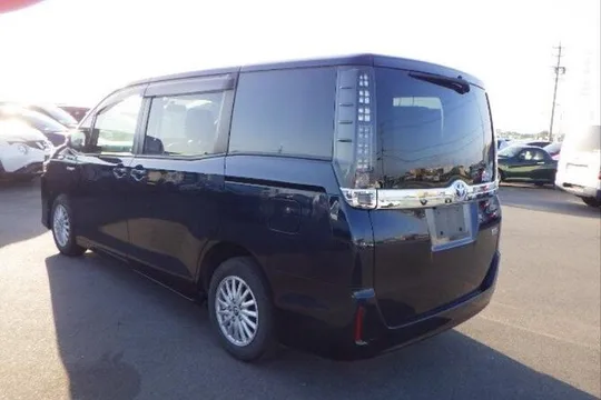 Big Mam Taxi and Private Island Tours