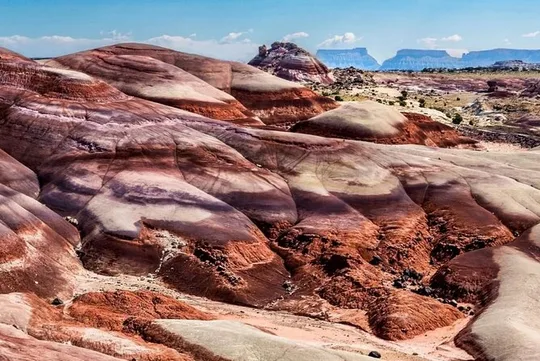 Private Bentonite Hills 4X4 Lunar Landscape Tour