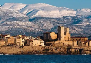 Take you on an unforgettable trip around Cannes and Antibes