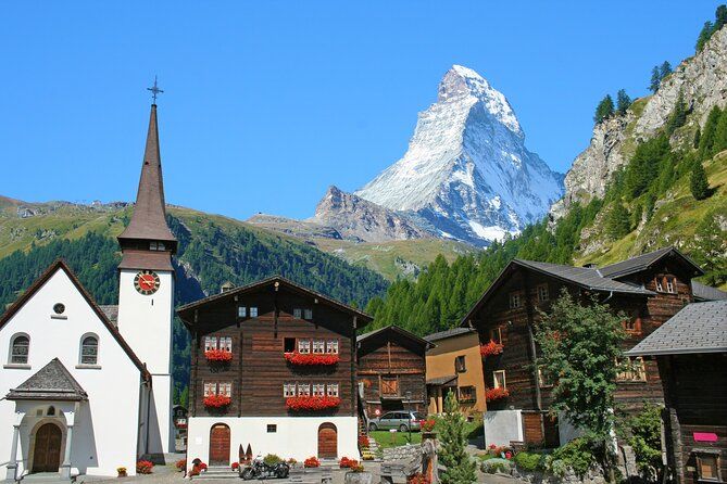 Private transfer from Zurich to Zermatt with 3h Sightseeing Stop