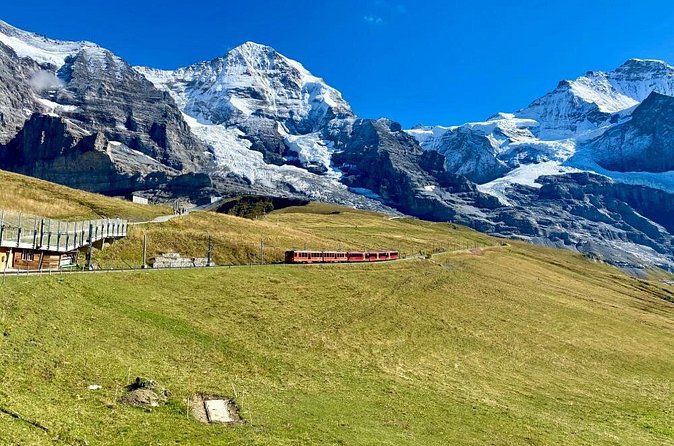 Lauterbrunnen, Jungfrau & Grindelwald Tour | From Interlaken