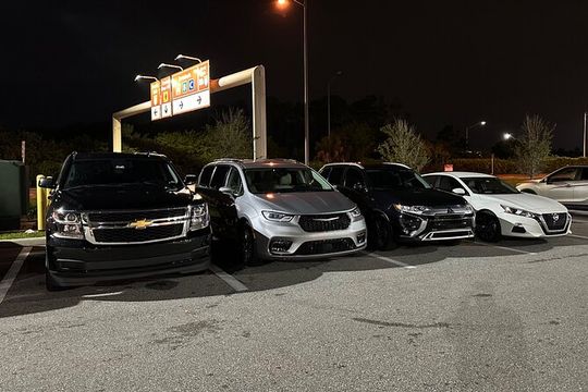 Private Chauffeur: MCO Airport to Disney & Universal Hotels