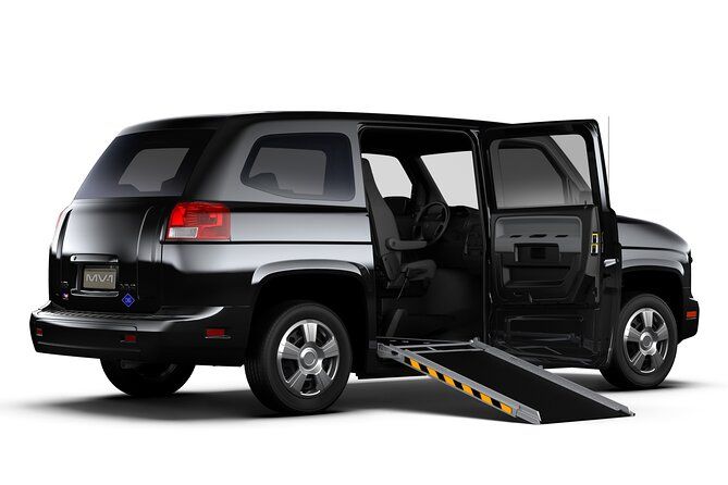 Private Accessible Vancouver Airport (YVR) Transfer to City of Vancouver
