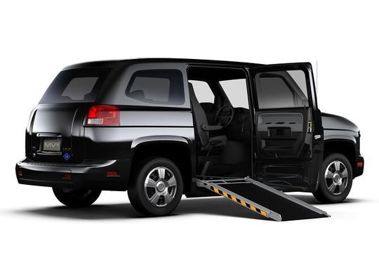 Private Accessible Vancouver Airport (YVR) Transfer to City of Vancouver