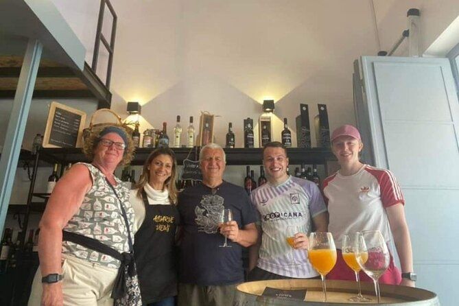 Algarve Wines Tasting Shared Experience at Mercado Municipal de Silves