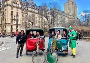 Central Park Movie Locations and Celebrity Homes Pedicab Tour