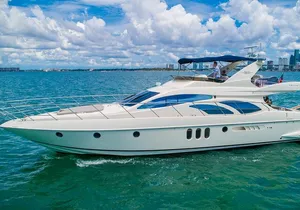62' Azimut Yacht Charter