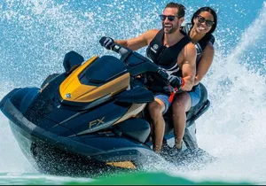 Miami Boat Rental: Fun & Affordable! Day or Night Celebration