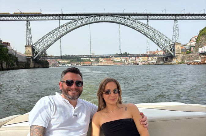 Porto:The most local Boat Tour with Port Wine tasting (1–6people)