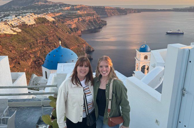 Santorini Private Shore Excursion – Beaches & Highlights