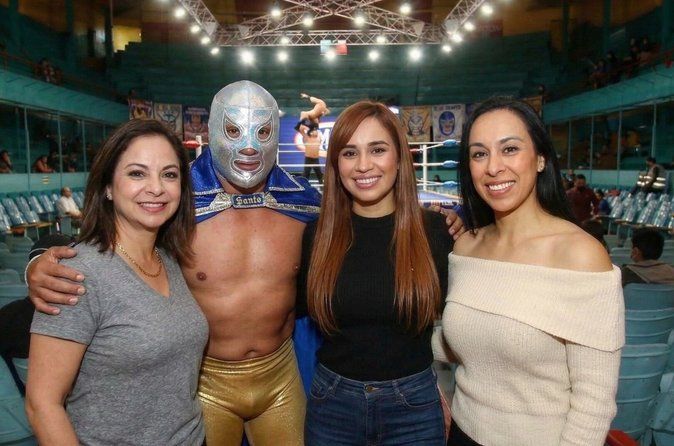 From Puebla: Lucha libre en Puebla private tour