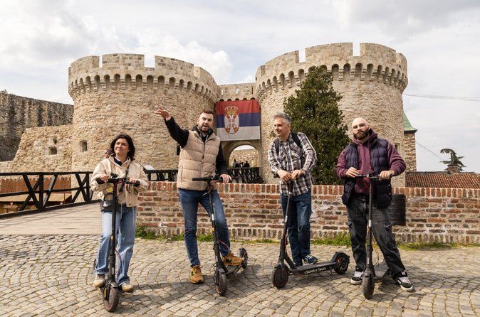Belgrade Essentials E-Scooter tour