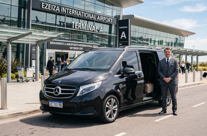 Marseille Provence Airport (MRS) Private Transfer to Marseille