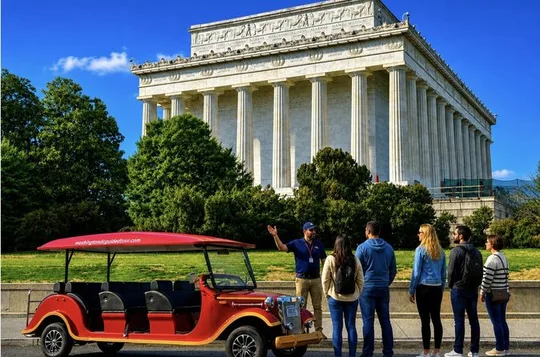Washington DC's Monuments & US History Guided E-Cart Tour