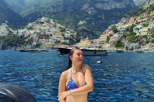Positano Boat Tour with Swimming & Photography from Amalfi
