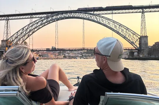 Porto:The most local Boat Tour with Port Wine tasting (1–6people)