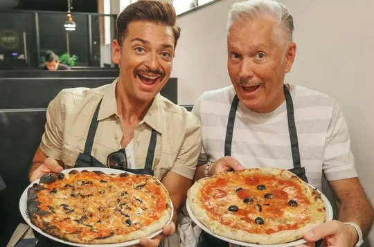 Rome: Pizza & Tiramisu or Gelato Class with Flowing Fine Wine 5*