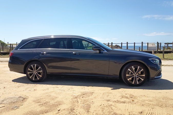 Private Return Transfer from & to Porto airport to Porto