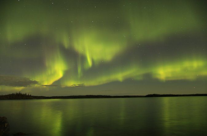 Yellowknife Aurora Hunting Tours by Bus