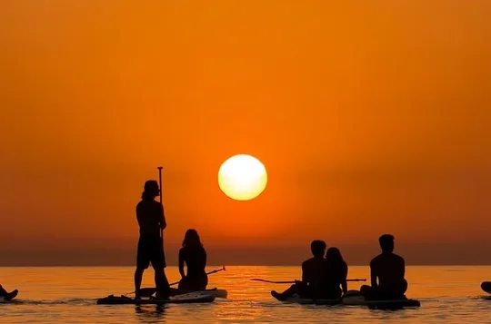 Sunrise Paddle Surf & Photos in Barcelona