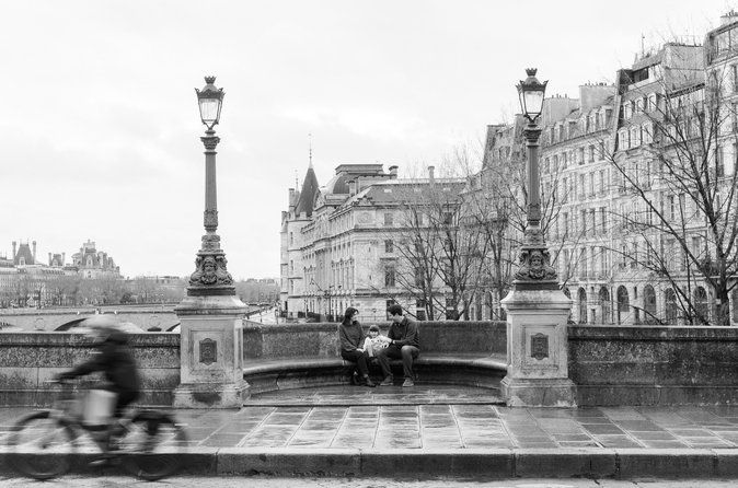 Private Paris Photoshoot at the Eiffel Tower, Luxembourg or Seine