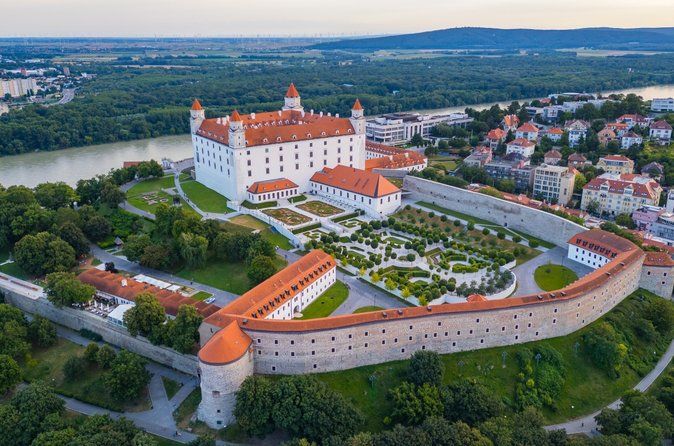 Top Sights Guided Tour in Bratislava