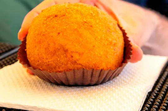 3-hours Street Food Bike Tour in Palermo