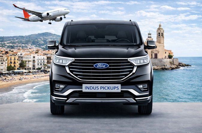 Private Arrival Transfers From Barcelona Airport to Sitges City Center