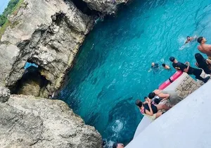 Beautiful Sunset Tour at the Rick's Cafe in Negril