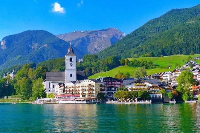 Private Lake District, St. Wolfgang and St. Gilgen Tour