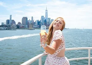NYC Bottomless Brunch Cruise with Iconic Views