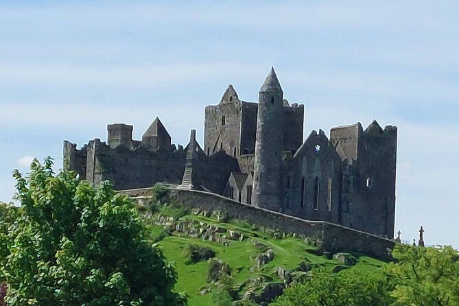 Kilkenny, Rock of Cashel & Cahir Castle Private Luxury Day Tour