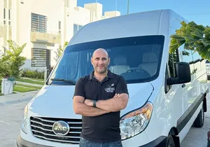 Private Roundtrip Transfer Airport Hotel or Airbnb up to 12px