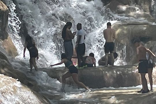 Dunns River and Blue Hole Day Tour