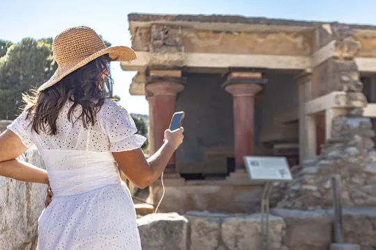 E-Ticket & Audio Tour for Knossos Palace: Unlock Minoan Majesty