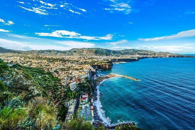 Day Trip to Capri, Sorrento and Pompeii from Rome
