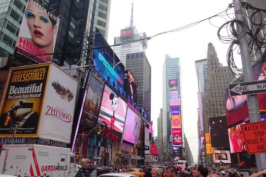 New York Midtown self-guided walking tour & scavenger Hunt