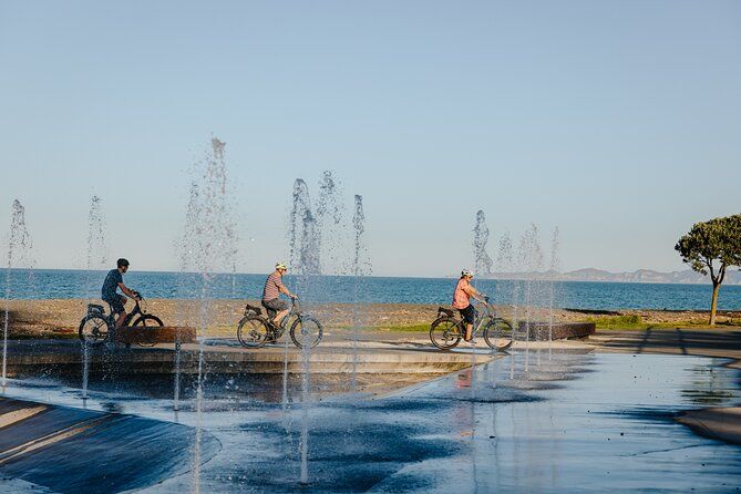 Great Escape Self-Guided Scenic Cycle Winery Tour from Napier