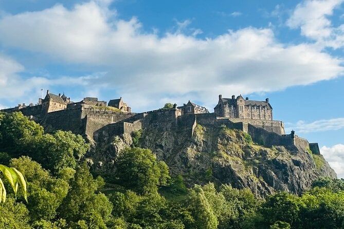 Edinburgh City 4-Hour Private Guided Taxi Tour Experience