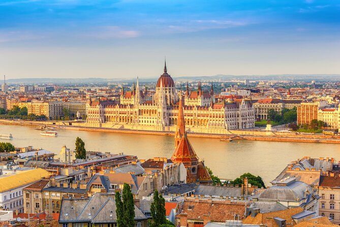 Private Door-To-Door Transfer from Krakow to Budapest