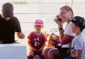 Dolphin and Shelling Cruise Tour at Fort Myers Beach