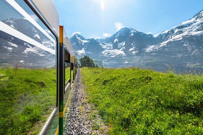 Grindelwald & Lauterbrunnen Private Day Tour from Luzern