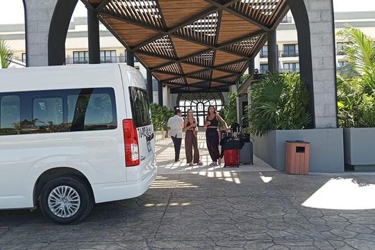 Prívate Transfer: Cancun Airport to Cancun, Playa or Tulum