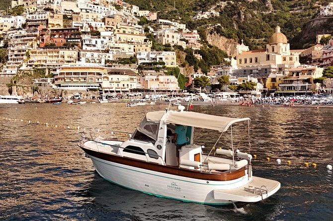Private Boat Tour of Capri with stop in Nerano for lunch