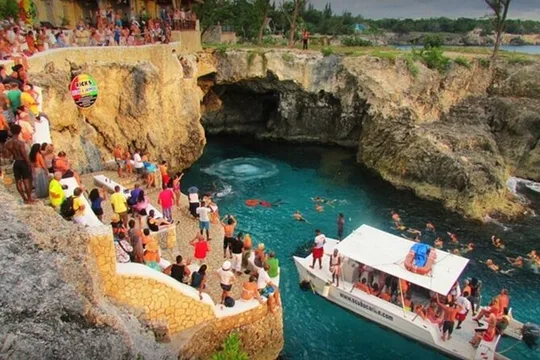 Rick's Cafe Day/Sunset Tour from Montego Bay