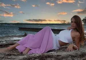 Miami Model Style Photoshoot with a Pro Model Photographer