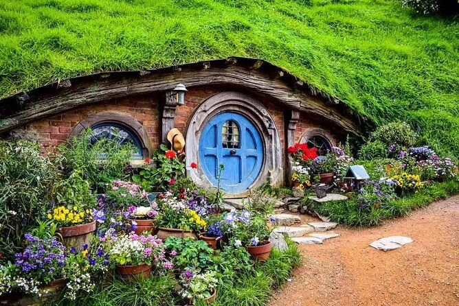 Hobbiton Movie Set Guided Tour & Blue Spring Day tour