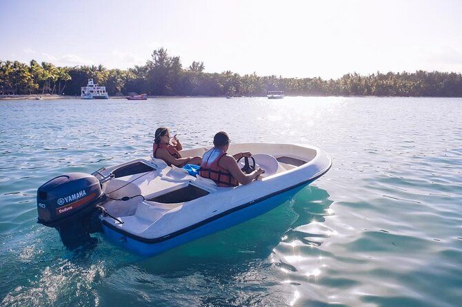 Explore Montego Bay to Dunn’s River & Luminous Lagoon Night Tour